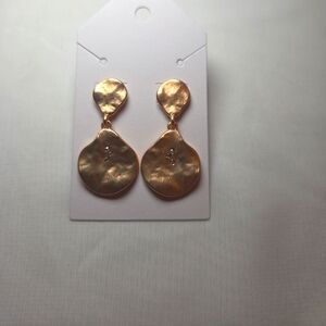 Elegant Gold Drop Earrings